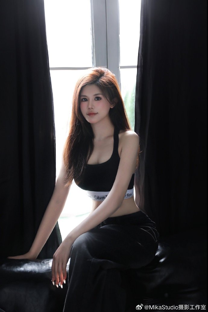  黑料反差婊吃瓜黑料} 