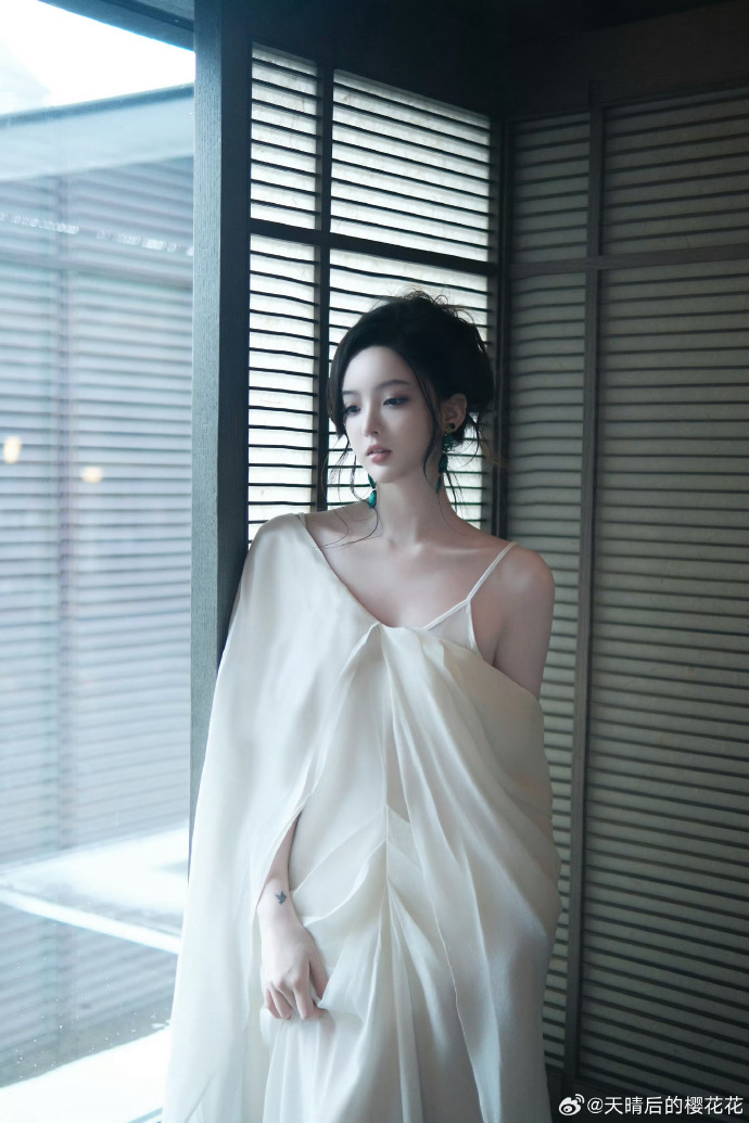  吃瓜不打烊 