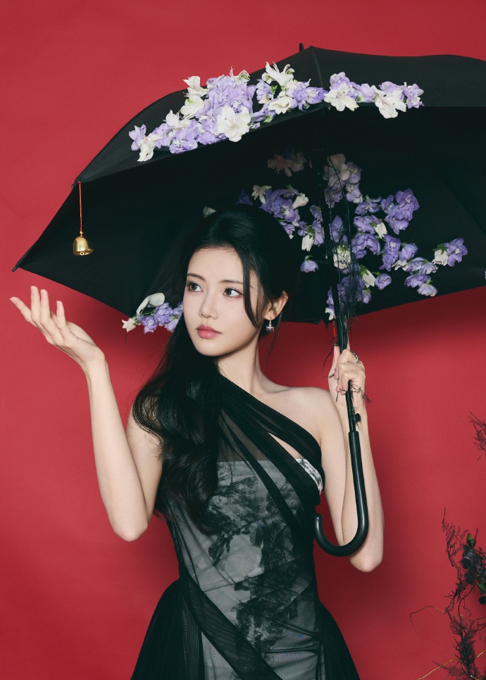  黑料24小时吃瓜深夜 