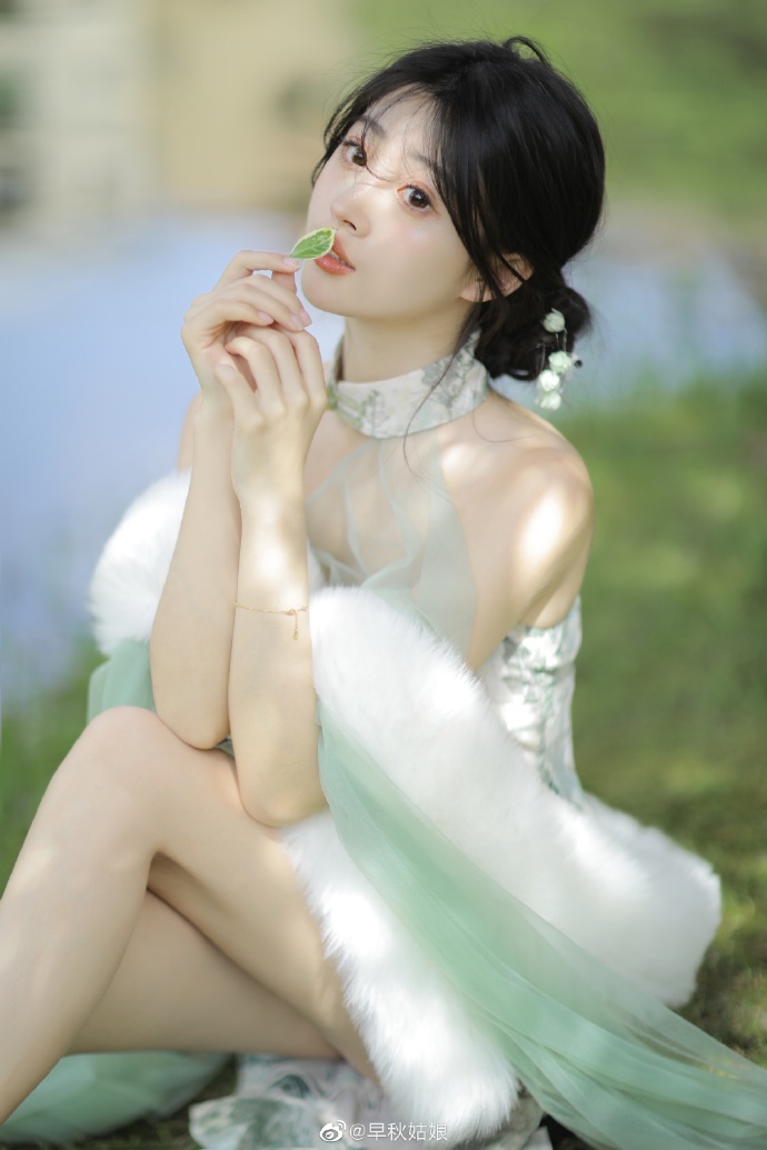  51丨黑丝丨吃瓜黑料 